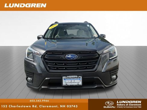 Used 2023 Subaru Forester Premium AWD/4WD image 40