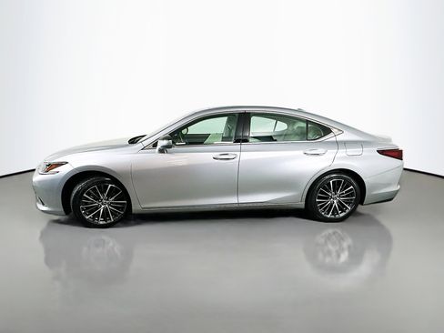 Certified 2025 Lexus ES 350 w/ Premium Package image 4