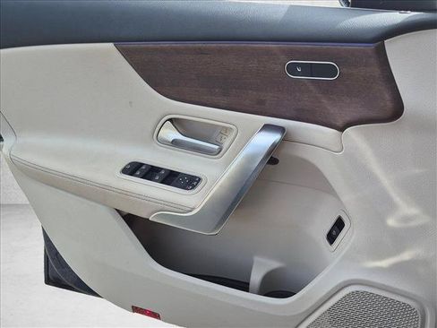 Certified 2022 Mercedes-Benz A 220 4MATIC image 8