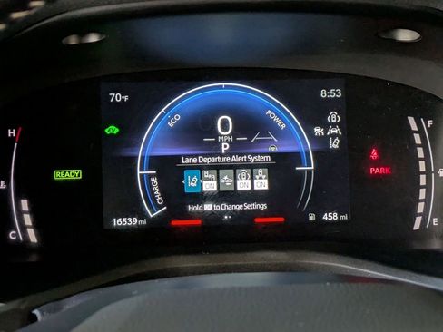 Used 2025 Toyota Camry SE image 22