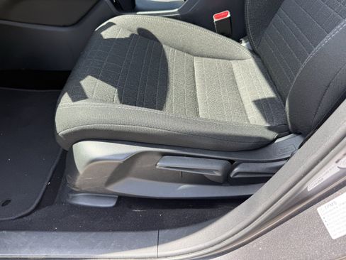 Used 2025 Honda HR-V LX image 29