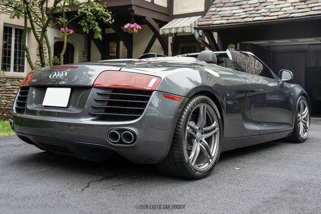 Used 2012 Audi R8 V8 AWD/4WD image 8