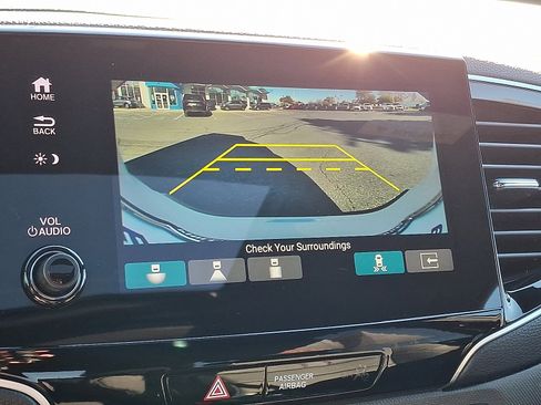 Used 2023 Honda Passport TrailSport image 18