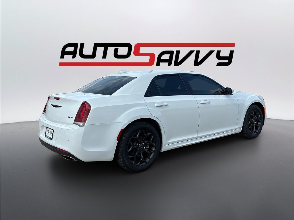 Used 2022 Chrysler 300 Touring L AWD/4WD image 5