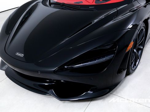 New 2026 McLaren 750S Spider RWD image 30