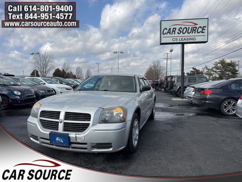 Used 2005 Dodge Magnum SE w/ Convenience Group I image 1