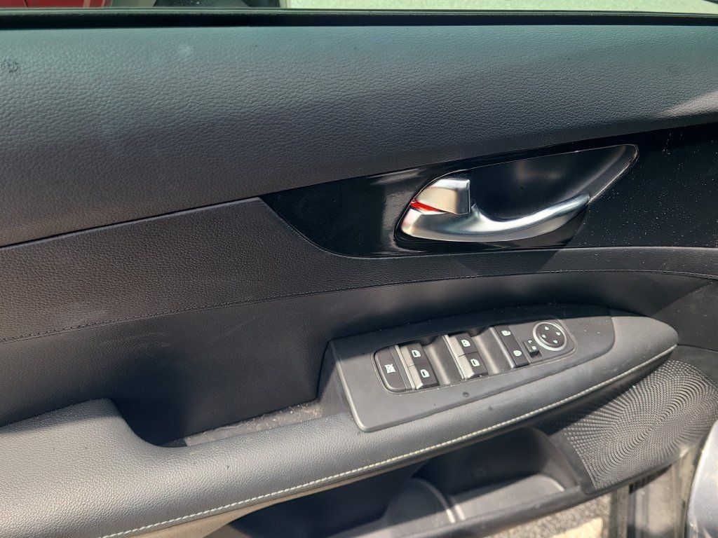Used 2024 Kia Forte GT-Line FWD image 22