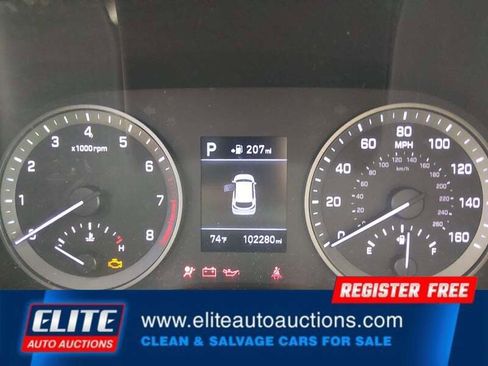 Used 2019 Hyundai Tucson SE image 14