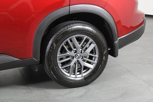 Certified 2025 Nissan Rogue S FWD image 15