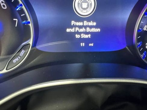 New 2027 Chrysler Pacifica Limited AWD/4WD image 31