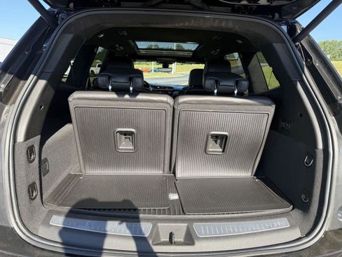 Certified 2023 Cadillac XT6 Premium Luxury w/ Platinum Package image 22