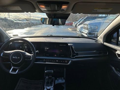 Used 2025 Kia Sportage EX image 26