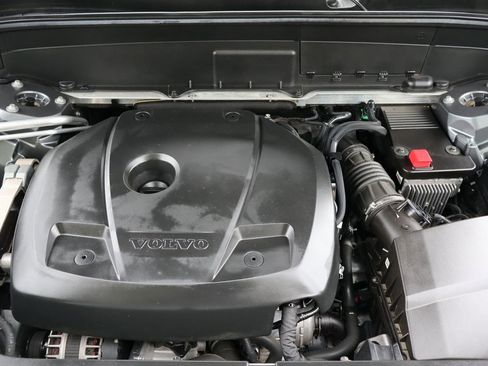 Used 2018 Volvo XC90 T6 Momentum w/ Convenience Package image 44