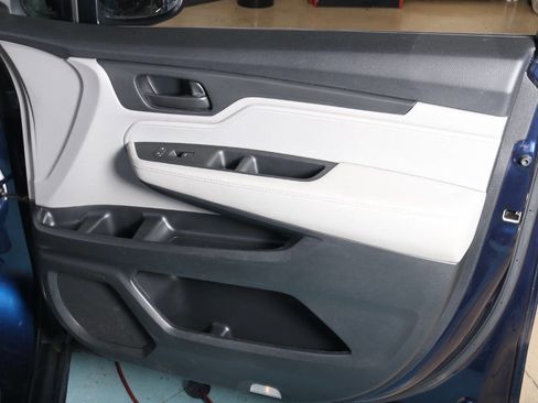 Used 2019 Honda Odyssey EX-L image 37