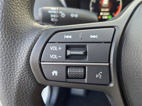 New 2026 Honda HR-V LX image 11