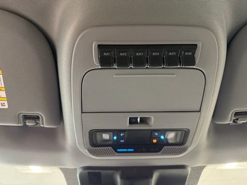 New 2026 Ford F350 XL w/ XL Chrome Package AWD/4WD image 18