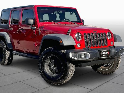 Used 2014 Jeep Wrangler Unlimited Sport w/ Connectivity Group image 2
