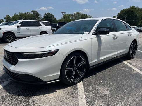 Used 2024 Honda Accord Sport image 22