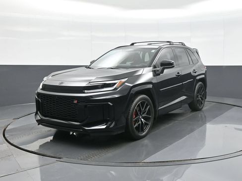 Certified 2026 Toyota RAV4 AWD Plug-in Hybrid image 3