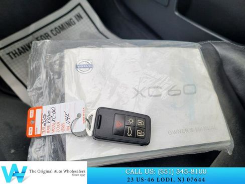 Used 2015 Volvo XC60 T6 w/ Proximity Package AWD/4WD image 26