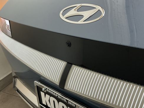 Used 2023 Hyundai Ioniq 5 Limited AWD/4WD image 31