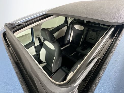 New 2026 Volkswagen Taos SEL image 21