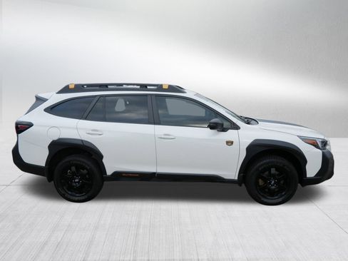 Used 2022 Subaru Outback Wilderness image 7