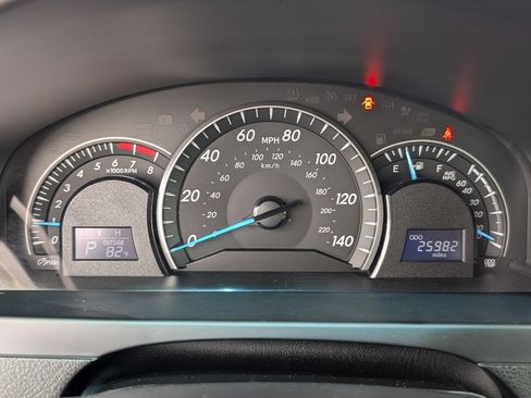 Used 2015 Toyota Camry LE FWD image 19