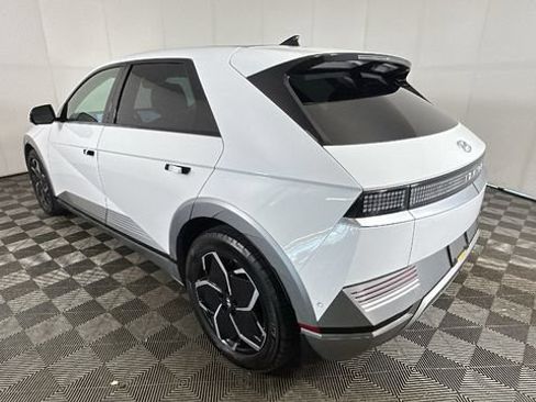 Used 2024 Hyundai Ioniq 5 Limited RWD image 4