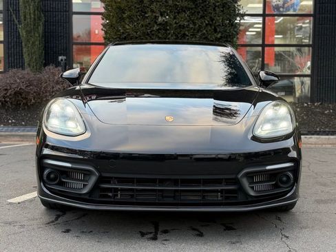 Used 2023 Porsche Panamera Platinum Edition image 3