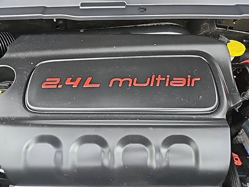 Used 2019 Jeep Compass Limited w/ Safety & Security Group image 37