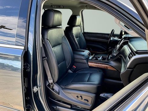 Used 2019 Chevrolet Tahoe Premier w/ Max Trailering Package image 8