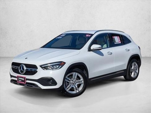Used 2021 Mercedes-Benz GLA 250 4MATIC image 1