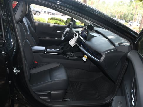 New 2026 Toyota Prius FWD image 11
