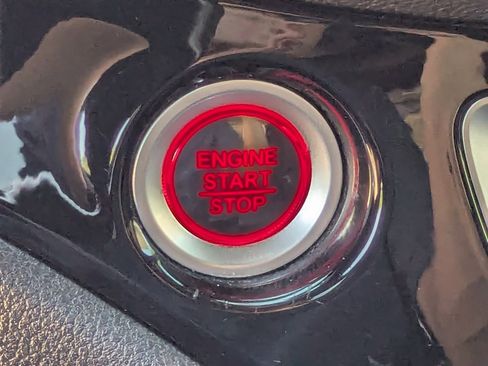 Used 2022 Honda Pilot Black Edition image 30