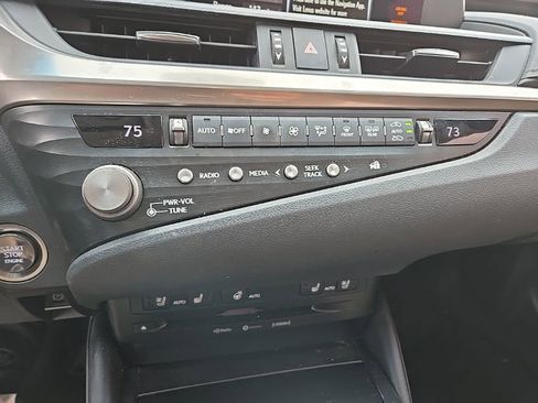 Used 2021 Lexus ES 350 w/ Premium Package FWD image 15