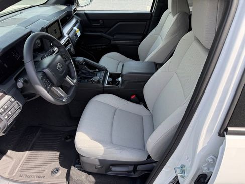 New 2026 Toyota 4Runner 4WD image 13