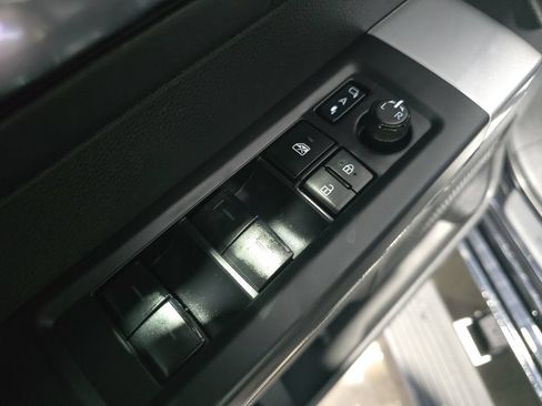 Used 2024 Toyota Sequoia Platinum AWD/4WD image 11