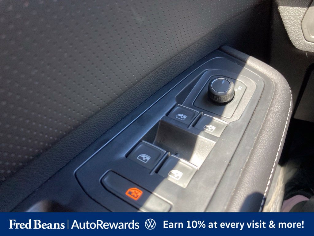 Certified 2024 Volkswagen Atlas SE AWD/4WD image 30