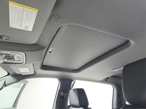 New 2026 GMC Sierra 1500 SLT w/ SLT Premium Plus Package image 22