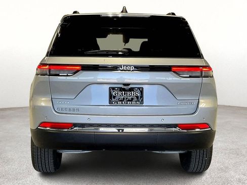 New 2025 Jeep Grand Cherokee Limited image 7