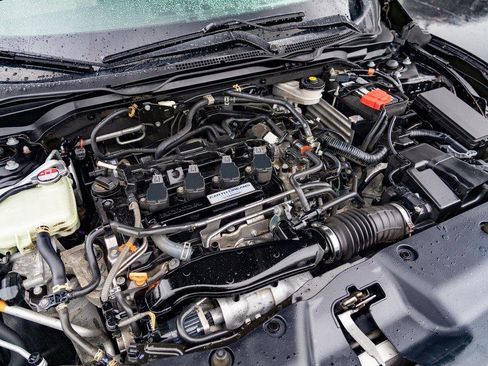 Used 2017 Honda Civic Touring image 32