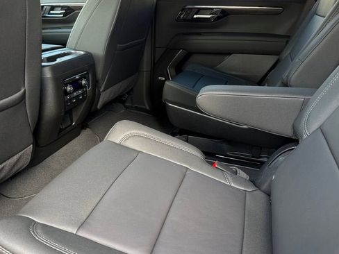 New 2026 Chevrolet Tahoe Z71 image 12