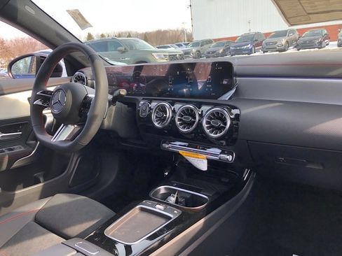 New 2026 Mercedes-Benz CLA 250 4MATIC image 18