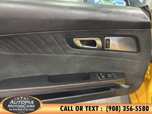 Used 2017 Mercedes-Benz AMG GT Coupe image 15