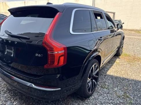 Used 2025 Volvo XC90 B6 Plus w/ Protection Package AWD/4WD image 3