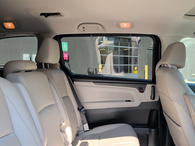 Used 2025 Honda Odyssey EX-L image 24