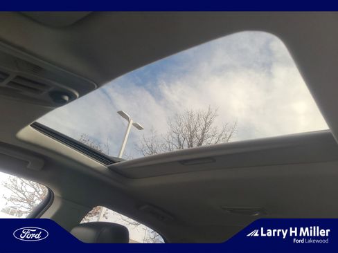 Used 2015 Chevrolet Equinox LTZ image 31