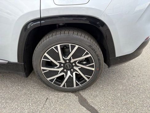 New 2025 Jeep Wagoneer S Limited w/ Comfort Package image 11