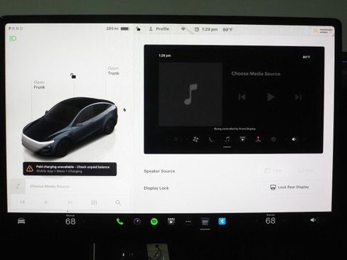Used 2026 Tesla Model Y 2WD image 45
